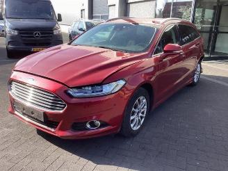 Coche siniestrado Ford Mondeo Mondeo V Wagon, Combi, 2014 / 2022 1.5 EcoBoost 16V 2015/6