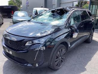 Coche siniestrado Peugeot 5008 5008 II (M4/MC/MJ/MR), MPV, 2016 / 2024 1.2 12V e-THP PureTech 130 2021/8