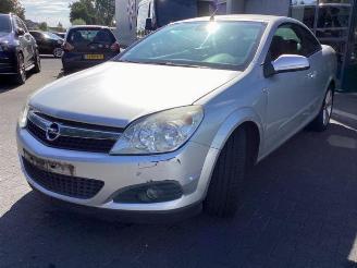 Salvage car Opel Astra Astra H Twin Top (L67), Cabrio, 2005 / 2010 1.8 16V 2007/12