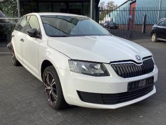 Skoda Octavia Octavia Combi (5EAC), Combi 5-drs, 2012 / 2020 1.2 TSI 16V picture 3