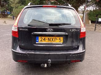 Hyundai I-30  picture 6