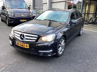 Damaged car Mercedes C-klasse 2.2 Cdi Business Clas Avantgarde 2011/11