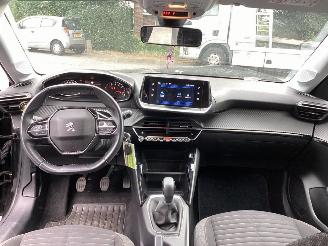 Peugeot 208 1.2 PureTech Active picture 9