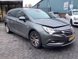 Opel Astra 1.4 Turbo Innovation picture 3