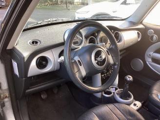 Mini Mini Mini One/Cooper (R50), Hatchback, 2001 / 2007 1.6 16V Cooper picture 9