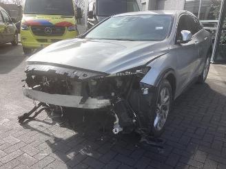 Sloopauto Infiniti Q30 Q30 (H15), SUV, 2015 1.6t 16V 2016/3