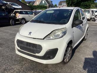 disassembly passenger cars Peugeot 107 107, Hatchback, 2005 / 2014 1.0 12V 2013/5