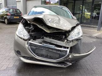 Peugeot 208 208 I (CA/CC/CK/CL), Hatchback, 2012 / 2019 1.0 Vti 12V PureTech picture 2