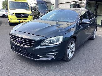 škoda osobní automobily Volvo V-60 2.4 Plug in Hybrid 2013/7