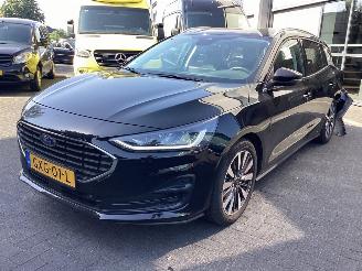 Vaurioauto  passenger cars Ford Focus 1.0 EcoBoost Hybrid Titanium X 2025/1