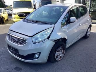 Vrakbiler auto Kia Venga Venga, MPV, 2010 / 2019 1.4 CVVT 16V 2011/7