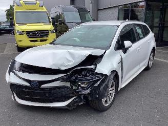 Auto incidentate Toyota Corolla 1.8 Hybrid Active 2020/8