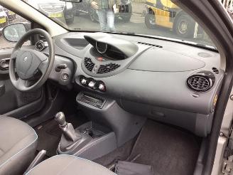 Renault Twingo Twingo II (CN), Hatchback 3-drs, 2007 / 2014 1.2 16V picture 9