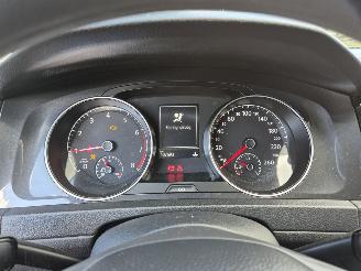 Volkswagen Golf 1.0 TSI Trendline picture 14