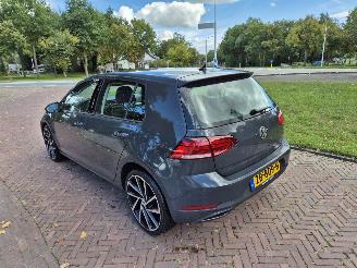 Volkswagen Golf 1.0 TSI Trendline picture 4