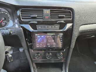 Volkswagen Golf 1.0 TSI Trendline picture 15