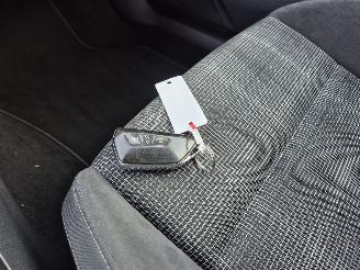 Volkswagen Golf 2.0 TDI GTD PANO picture 16