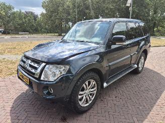 skadebil auto Mitsubishi Pajero 3.2 DI-D INSTYL 2014/10