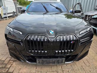 rozbiórka samochody osobowe BMW 7-serie M760e 2024/5