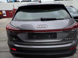 rozbiórka samochody osobowe Audi Q4 Q4 (F4B), SUV, 2021 45 e-tron 82 kWh 2024/9