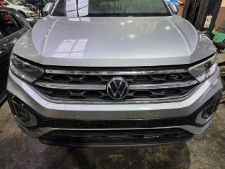 Salvage car Volkswagen T-Roc T-Roc I, SUV, 2017 1.5 TSI 16V 2022/4