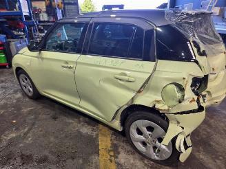 Suzuki Swift Swift (ZCE/ZDE), Hatchback 5-drs, 2023 1.2 VVT 12V Hybrid picture 4