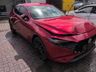 Mazda 3 3 Sport (BP), Hatchback, 2018 2.0 SkyActiv-X M Hybrid 16V picture 2