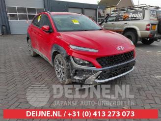 Salvage car Hyundai Kona Kona (OS), SUV, 2017 / 2023 1.6 GDi HEV 16V 2022/3