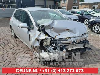 Démontage voiture Toyota Auris Auris (E15), Hatchback, 2006 / 2012 1.8 16V HSD Full Hybrid 2012