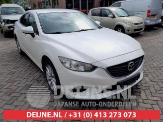 Vrakbiler auto Mazda 6 6 (GJ/GH/GL), Sedan, 2013 2.2 SkyActiv-D 150 16V 2014/9