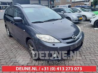 Vrakbiler auto Mazda 5 5 (CR19), MPV, 2004 / 2010 2.0i 16V 2005/7