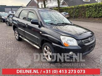 Coche siniestrado Kia Sportage Sportage (JE), Terreinwagen, 2004 / 2010 2.0 CVVT 16V 4x2 2009/6