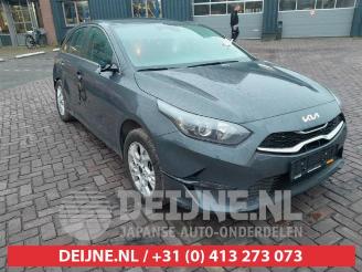 Démontage voiture Kia Cee d Ceed (CDB5/CDBB), Hatchback 5-drs, 2018 1.0i T-GDi 12V Eco-Dynamics+ 2024/6
