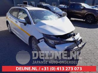 Salvage car Toyota Corolla Corolla Touring Sport (E21/EH1), Combi, 2019 1.8 16V Hybrid 140 2023/9