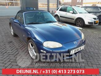 Démontage voiture Mazda MX-5 MX-5 (NB18/35/8C), Cabrio, 1998 / 2005 1.6i 16V 2002/11
