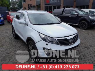 Salvage car Kia Sportage Sportage (SL), Terreinwagen, 2010 / 2016 2.0 CVVT 16V 4x2 2013/1