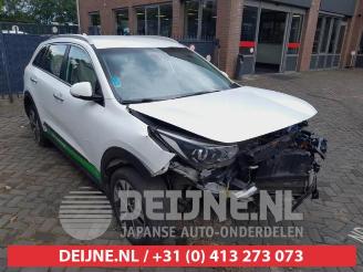 Vrakbiler auto Kia Niro Niro I (DE), SUV, 2016 / 2022 E-Niro 64 kWh 2020/8