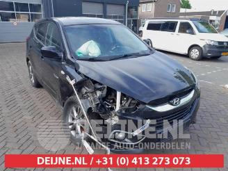 Vrakbiler auto Hyundai Ix35 iX35 (LM), SUV, 2009 / 2015 1.6 GDI 16V 2015