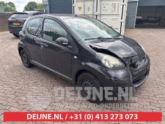 Coche siniestrado Toyota Aygo Aygo (B10), Hatchback, 2005 / 2014 1.0 12V VVT-i 2009/4