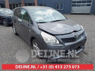 Coche siniestrado Toyota Verso Verso, MPV, 2009 / 2018 1.8 16V VVT-i 2010/4