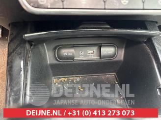 Kia Sorento Sorento III (UM), SUV, 2015 / 2020 2.2 CRDi 16V VGT 4x4 picture 12