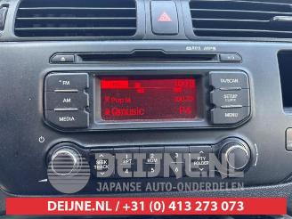 Kia Rio Rio III (UB), Hatchback, 2011 / 2017 1.2 CVVT 16V picture 10