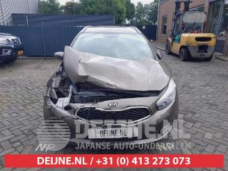 Kia Cee d Cee'd Sportswagon (JDC5), Combi, 2012 / 2018 1.6 GDI 16V picture 2