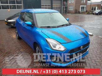 rozbiórka samochody osobowe Suzuki Swift Swift (ZC/ZD), Hatchback 5-drs, 2017 1.0 Booster Jet Turbo 12V SHVS 2018/10