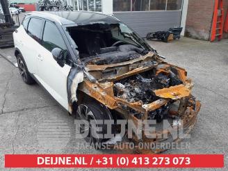 Coche siniestrado Nissan Qashqai Qashqai (J12), SUV, 2021 1.3 DIG-T MHEV 16V 2023/4