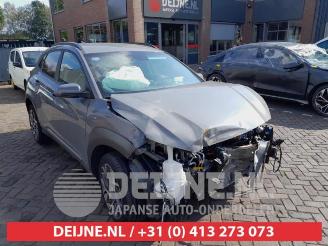 Vrakbiler auto Hyundai Kona Kona (OS), SUV, 2017 / 2023 1.6 GDi HEV 16V 2022/12