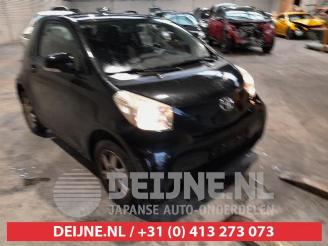 Coche siniestrado Toyota iQ iQ, Hatchback 3-drs, 2009 / 2015 1.0 12V VVT-i 2009/2