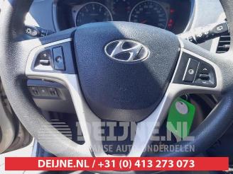 Hyundai I-20 i20, Hatchback, 2008 / 2015 1.2i 16V picture 17