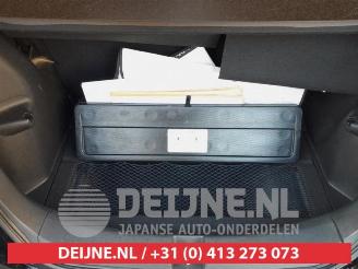 Honda Jazz Jazz (GE6/GE8/GG/GP), Hatchback, 2008 / 2015 1.4 VTEC 16V picture 13