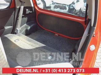 Daihatsu Cuore Cuore (L251/271/276), Hatchback, 2003 1.0 12V DVVT picture 12